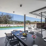 Geraeumige Mit Grossem Garten Und Pool By Interhome * Protaras