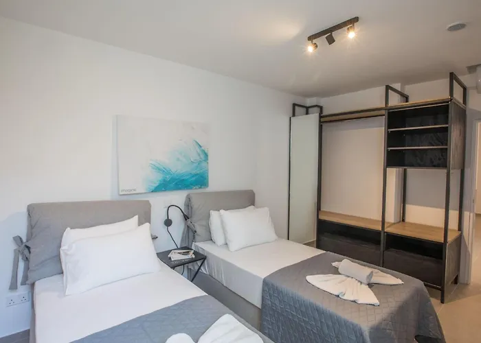 Nyaraló Geraeumige Mit Grossem Garten Und Pool By Interhome Protarász